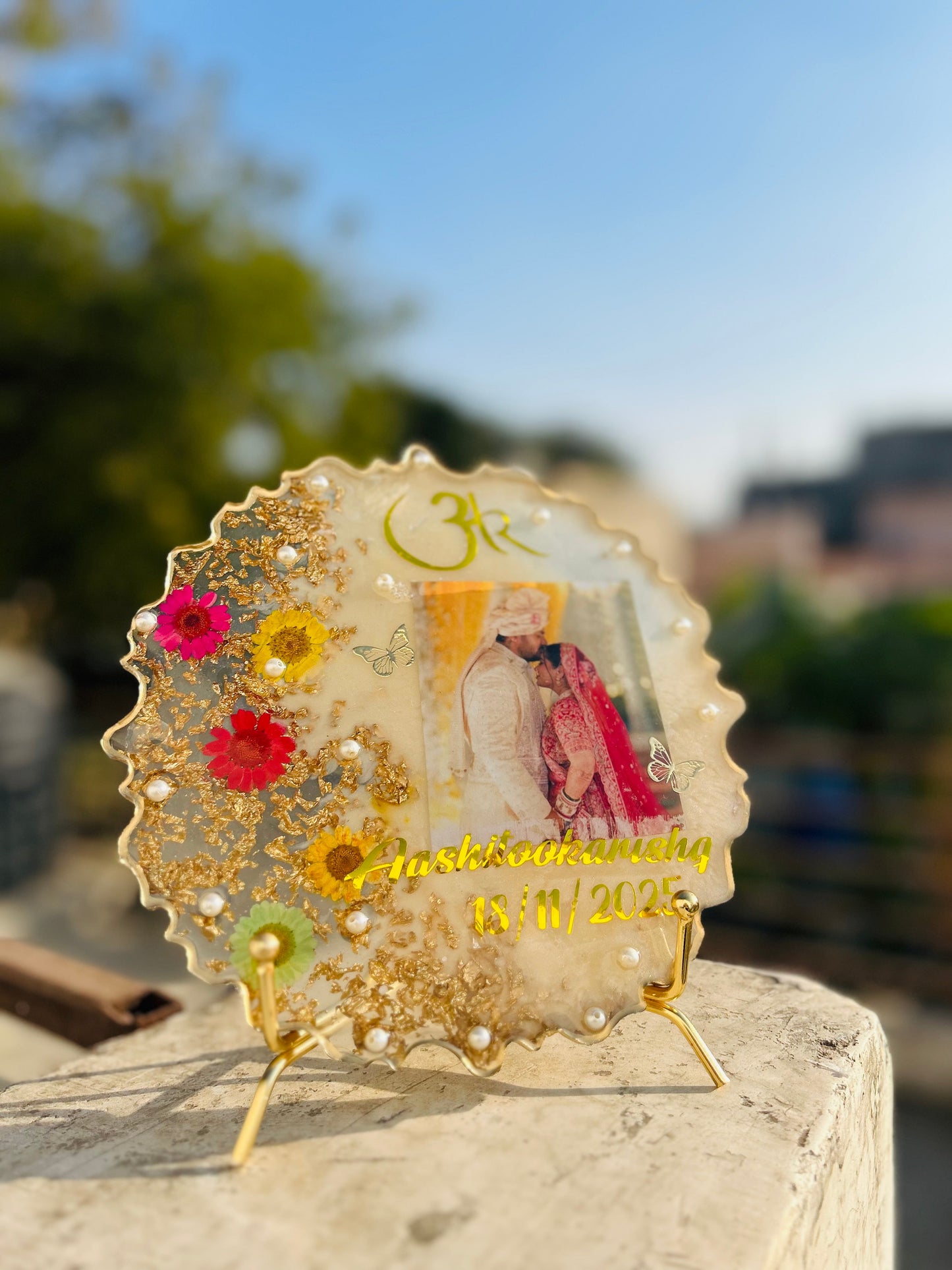 Resin photo frame