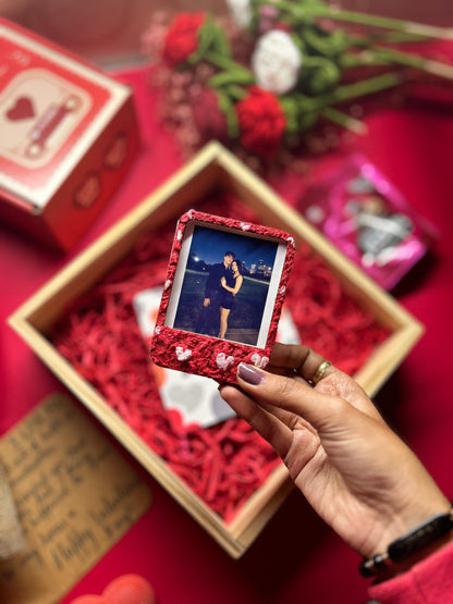 "Hearts all over" Fridge Magnet